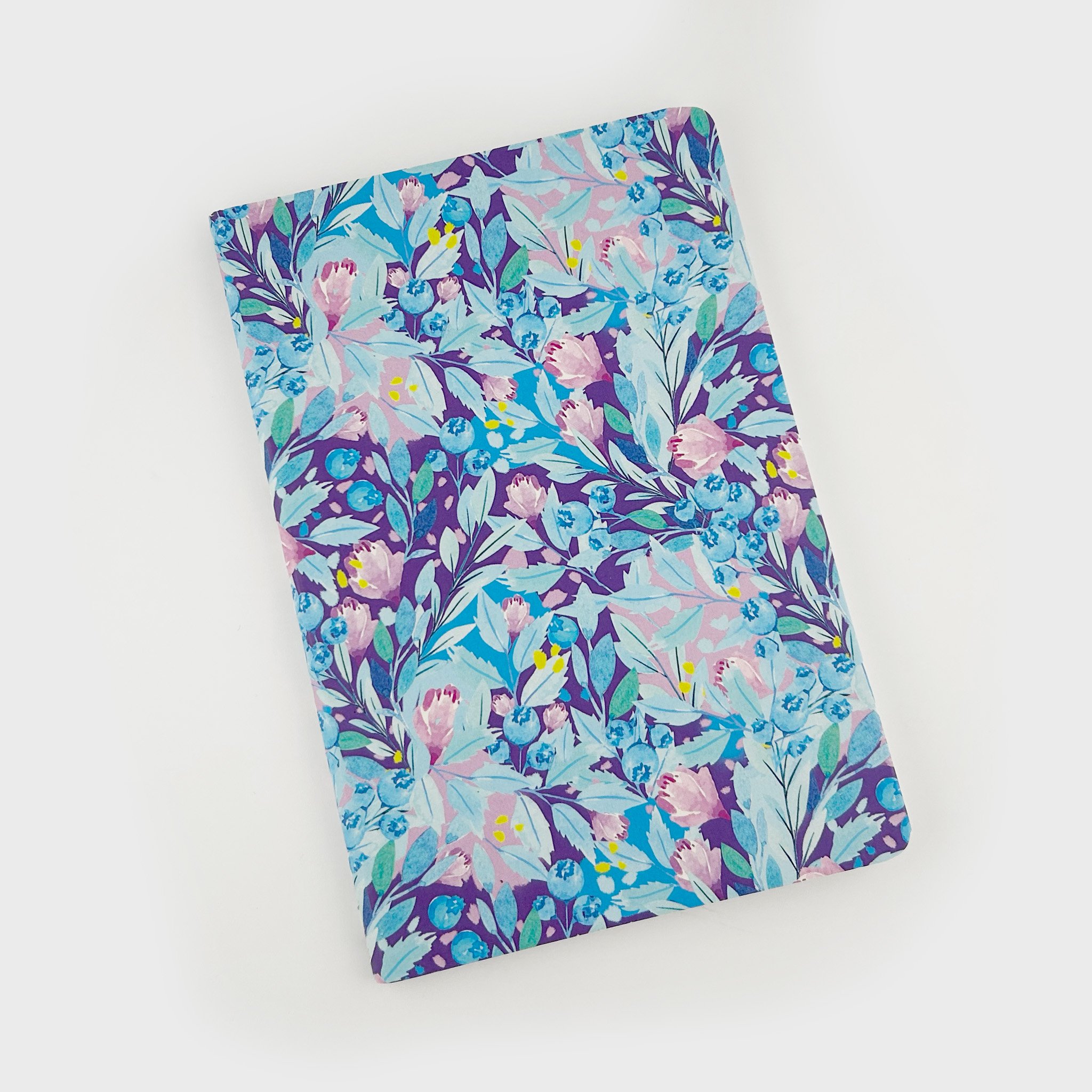 Libreta Cosida Ref. Arándanos